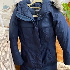 The North Face Parka (navy)